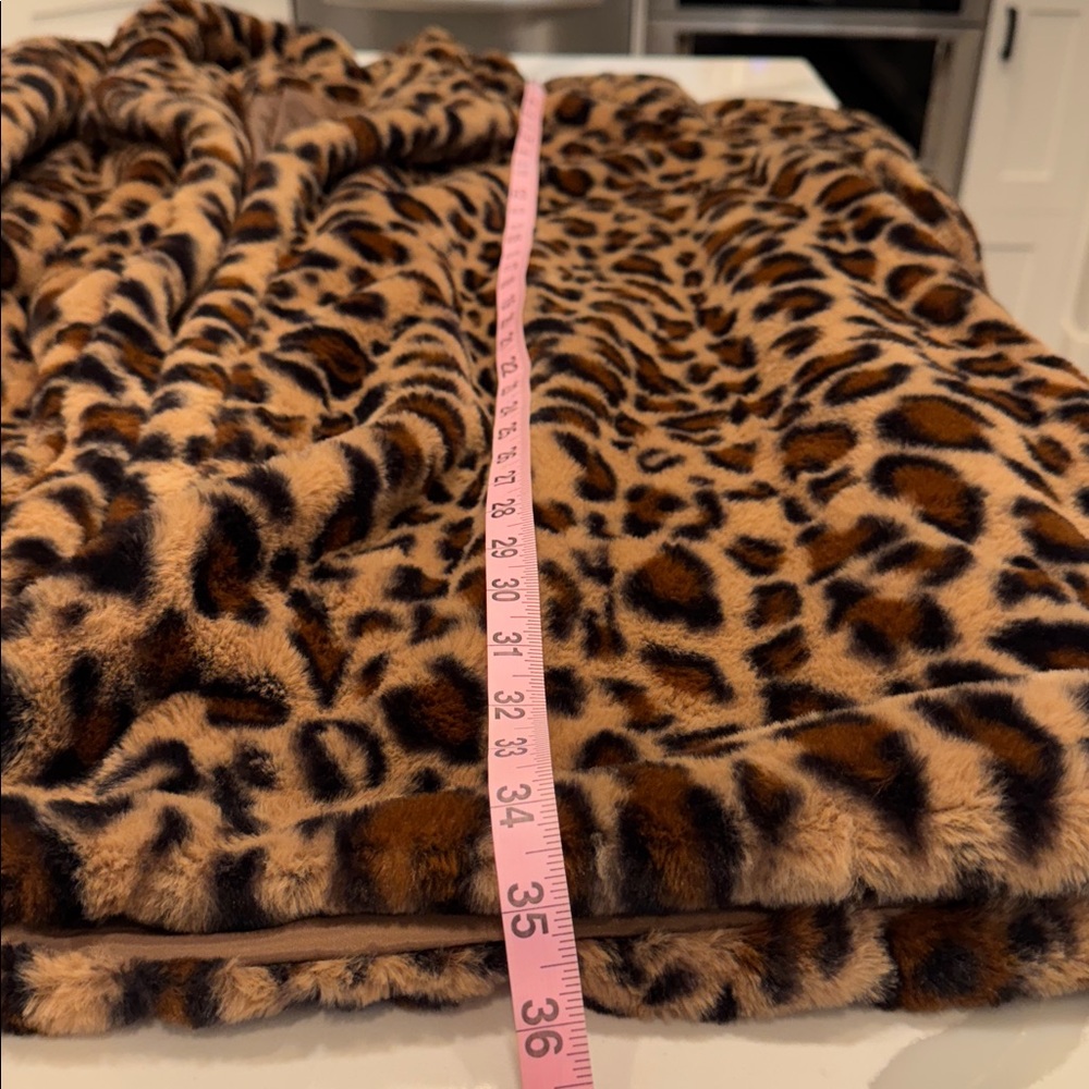 Vintage Y2K 1970s Inspired Lightweight Faux Leopard Fur Coat 5X - Picture 5 of 8